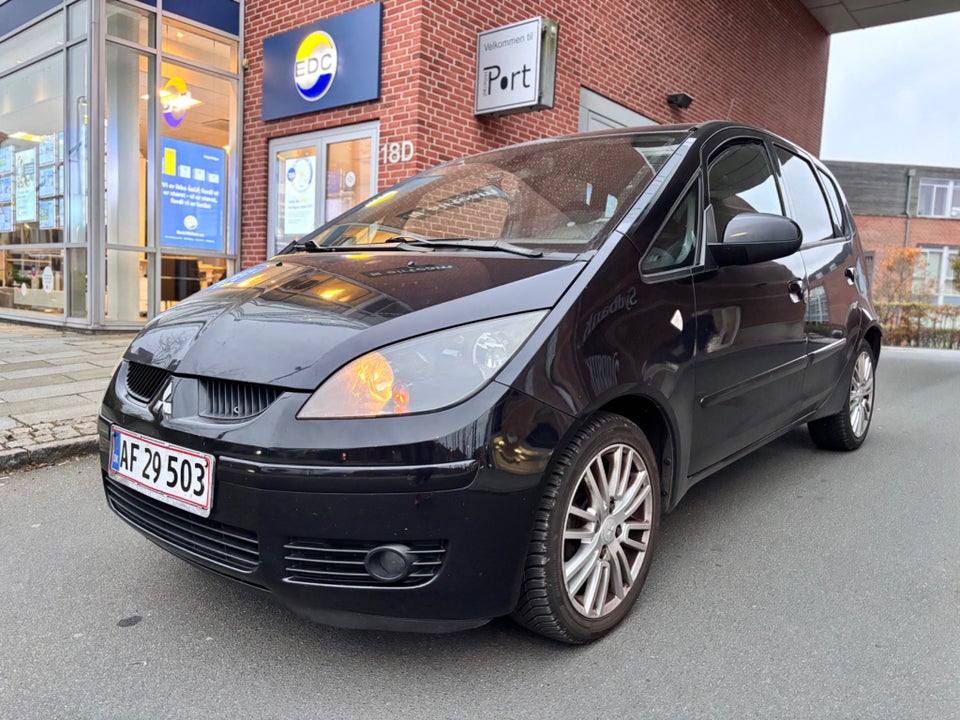 Mitsubishi Colt 1,5 Cash 5d