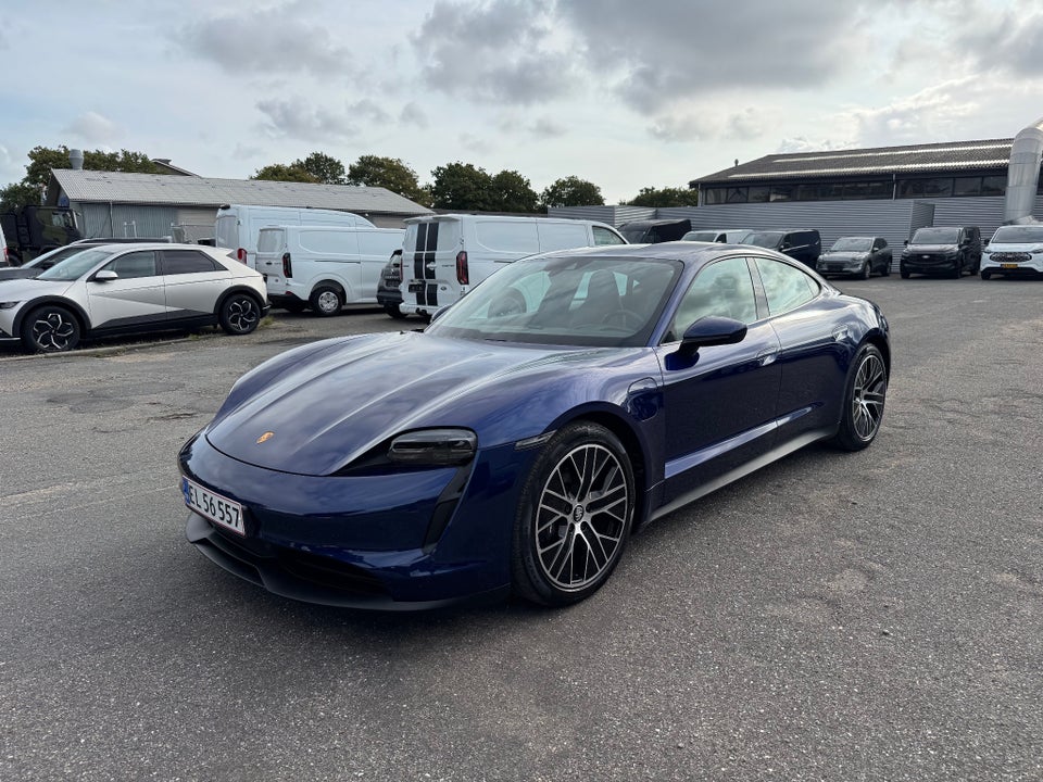 Porsche Taycan 4d