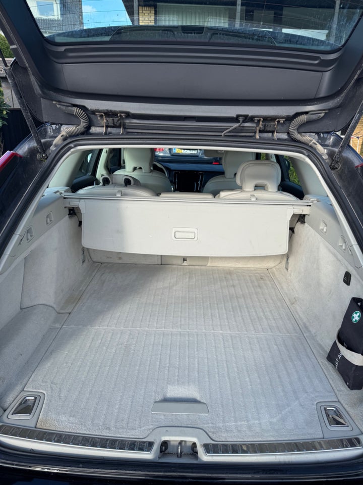 Volvo V90 CC 2,0 D4 190 aut. AWD 5d