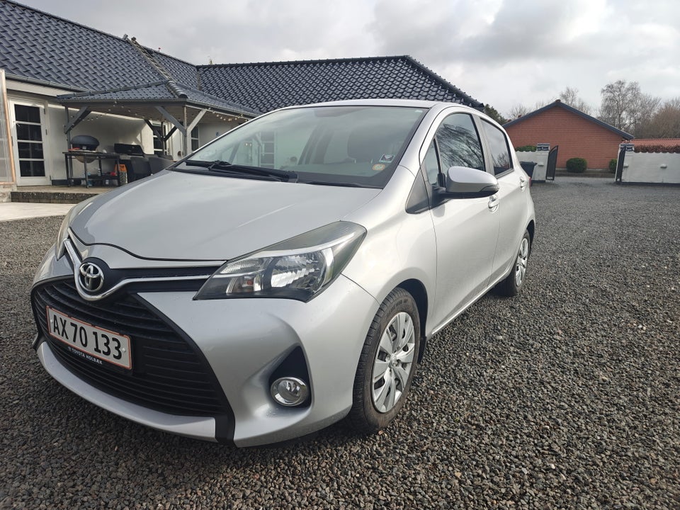 Toyota Yaris 1,0 VVT-i T1 Style 5d