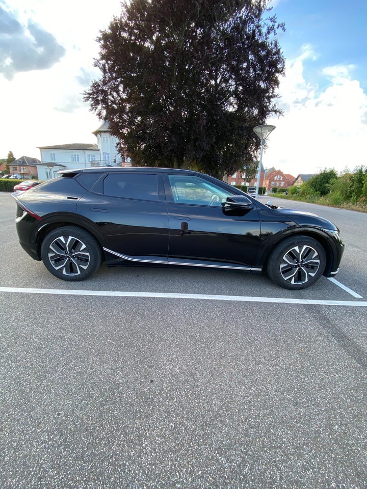 Kia EV6 77 Long Range Upgrade 5d