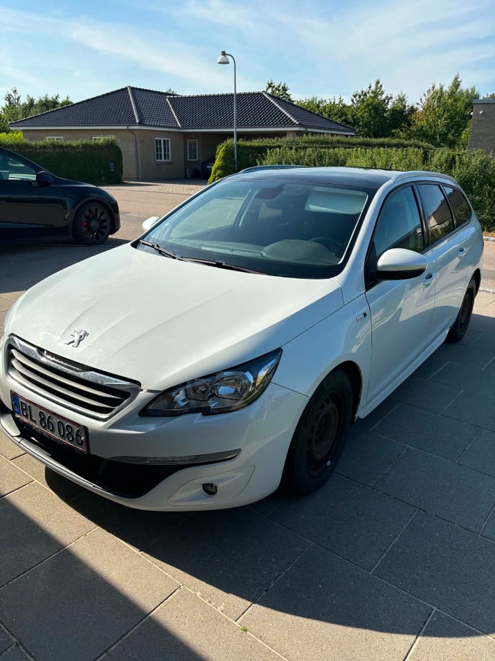 Peugeot 308 1,6 BlueHDi 120 Style Sky SW 5d