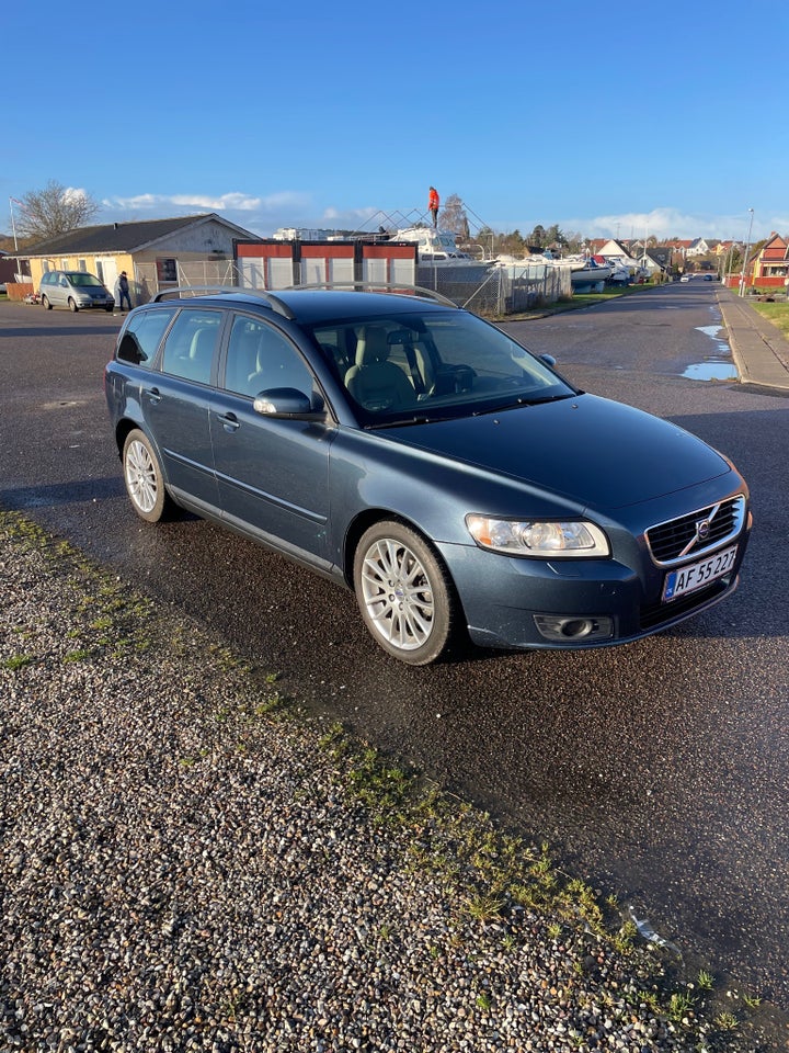 Volvo V50 1,6 D Momentum 5d