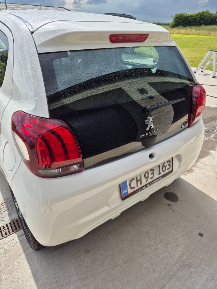 Peugeot 108 1,0 e-VTi 72 Allure+ 5d