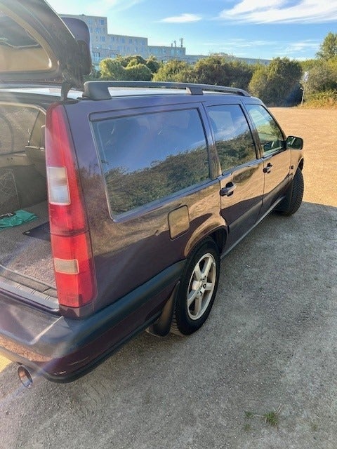Volvo V70 2,4 T Cross Country aut. AWD 5d