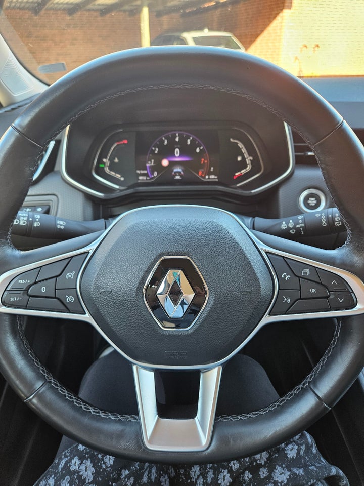 Renault Clio V 1,0 TCe 100 Intens 5d