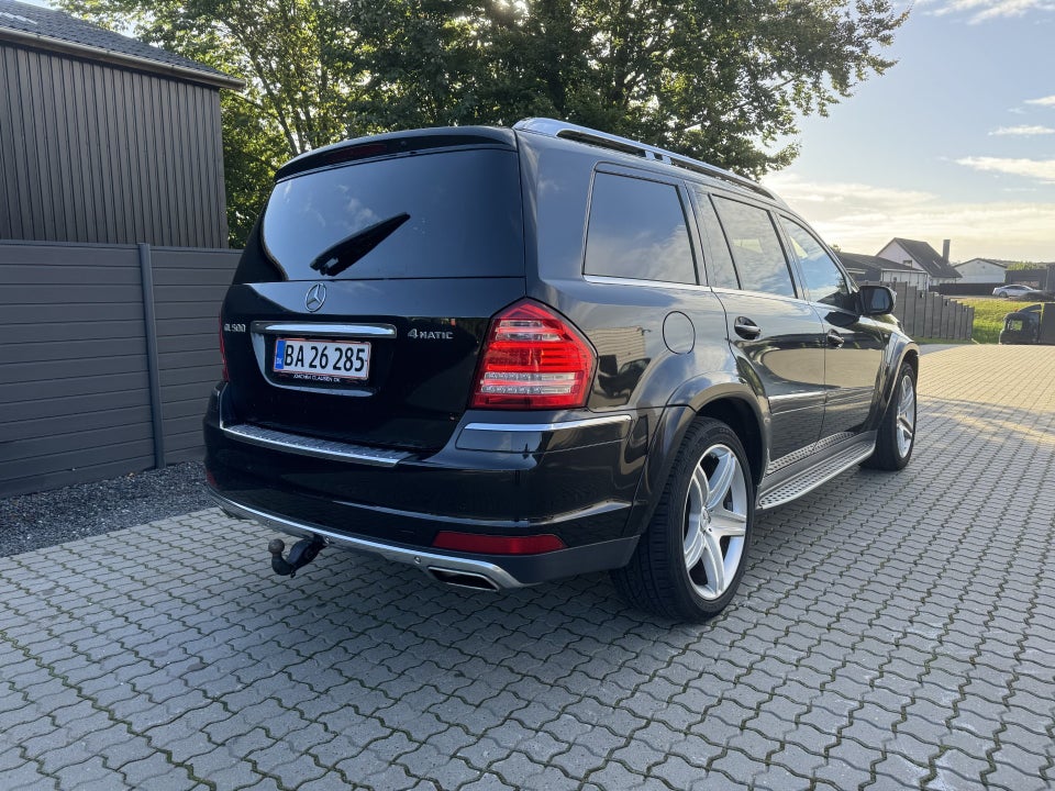 Mercedes GL500 5,5 aut. 4Matic 5d