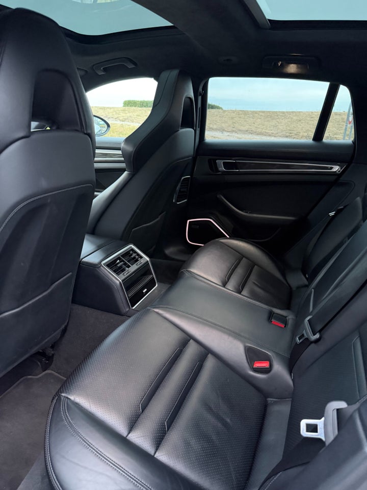 Porsche Panamera GTS 4,0 Sport Turismo PDK 5d