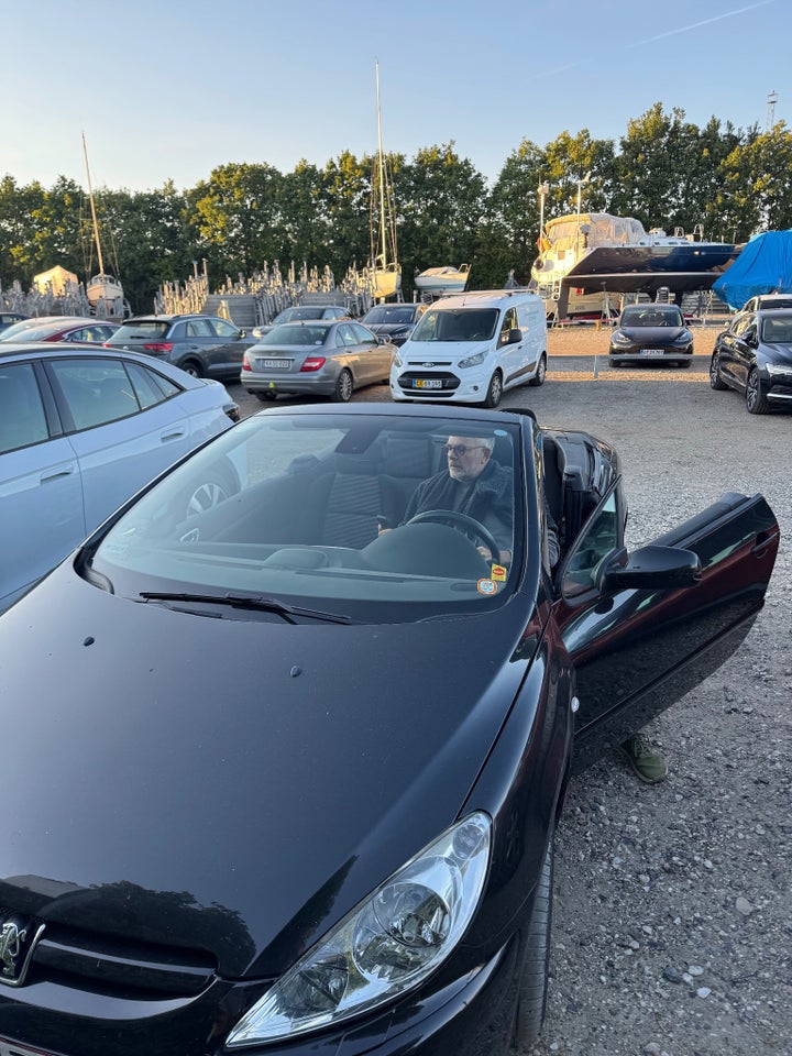 Peugeot 307 2,0 16V CC 2d