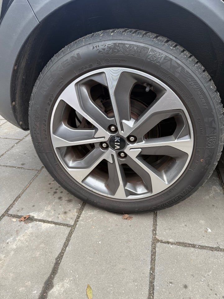 Kia Stonic 1,0 T-GDi Edition+ 5d