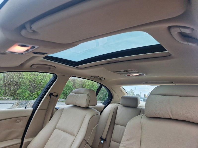 BMW 545i 4,4 aut. 4d