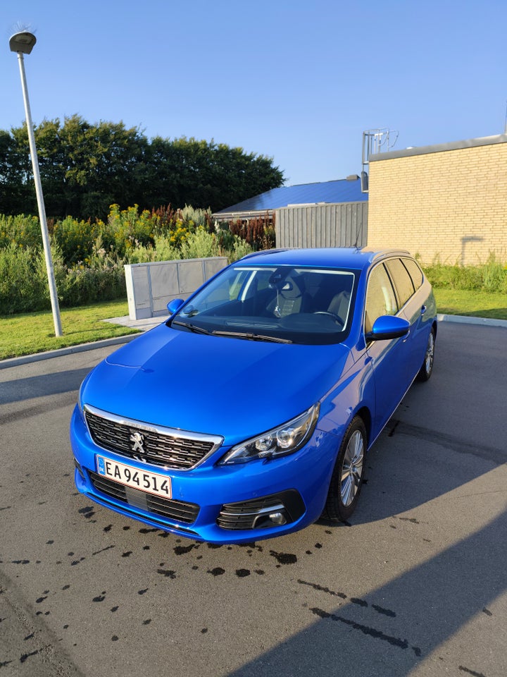 Peugeot 308 1,5 BlueHDi 130 Edition:210+ SW EAT8 5d