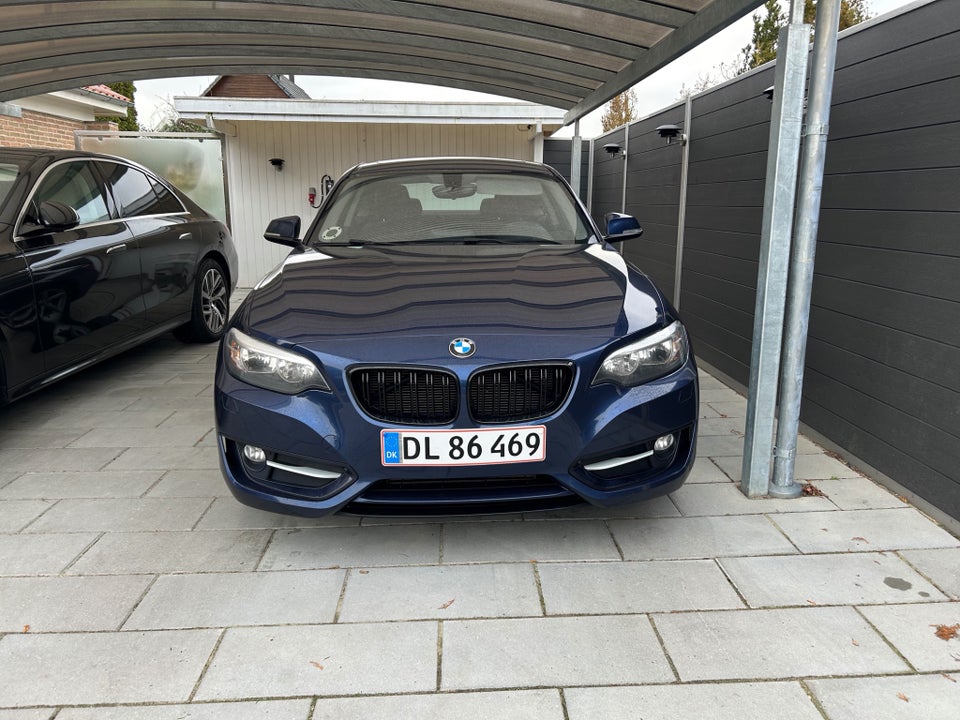 BMW 220i 2,0 Coupé aut. 2d