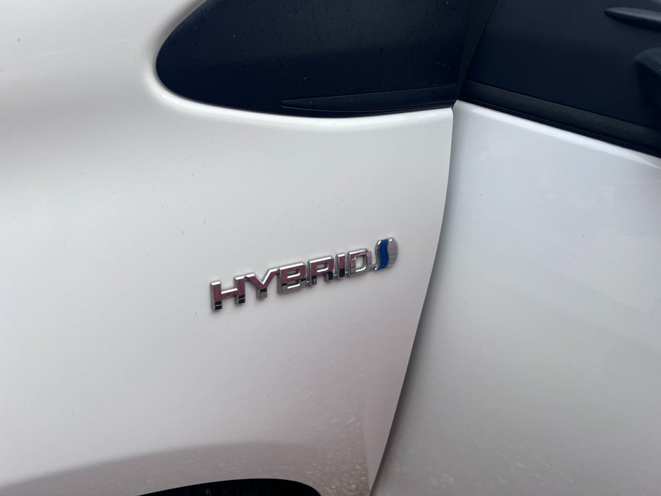 Toyota Yaris 1,5 Hybrid H1 e-CVT 5d