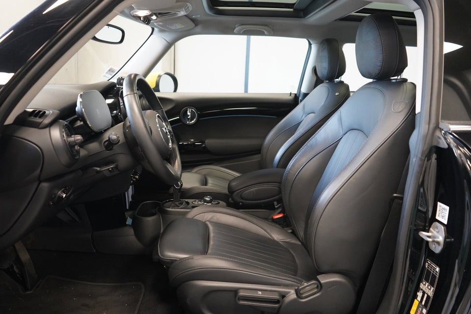 MINI Cooper SE Yours Trim 3d