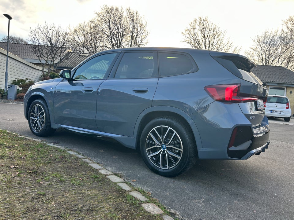 BMW iX1 xDrive30 M-Sport 5d
