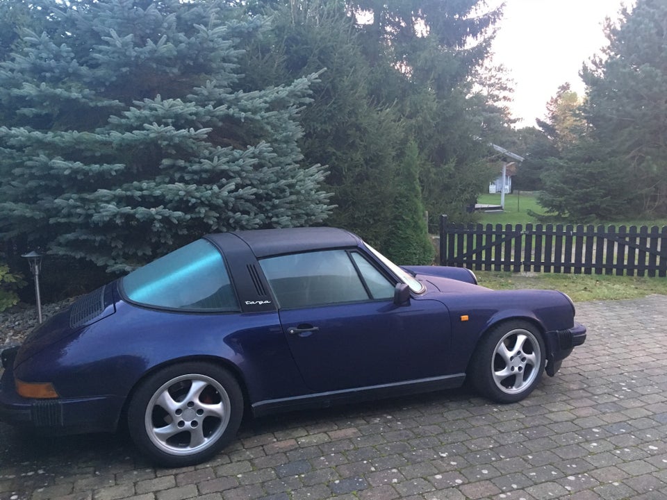 Porsche 911 2,4 Targa 2d