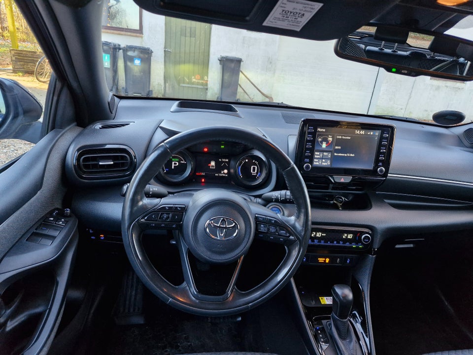 Toyota Yaris 1,5 Hybrid H3 Smart Design e-CVT 5d