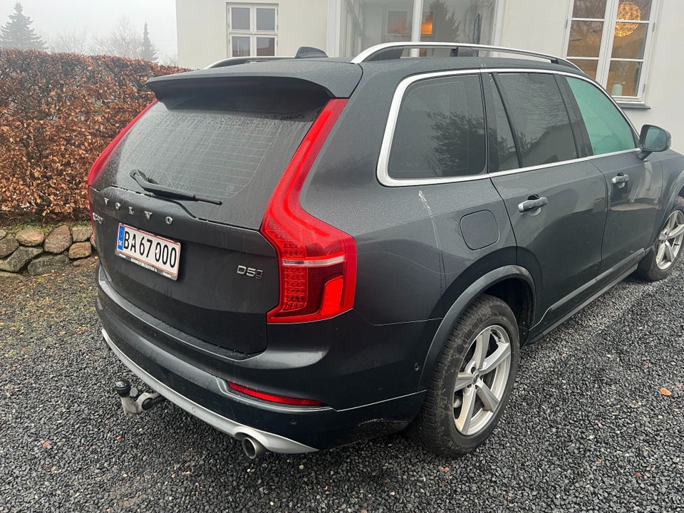 Volvo XC90 2,0 D5 225 Momentum aut. AWD 5d