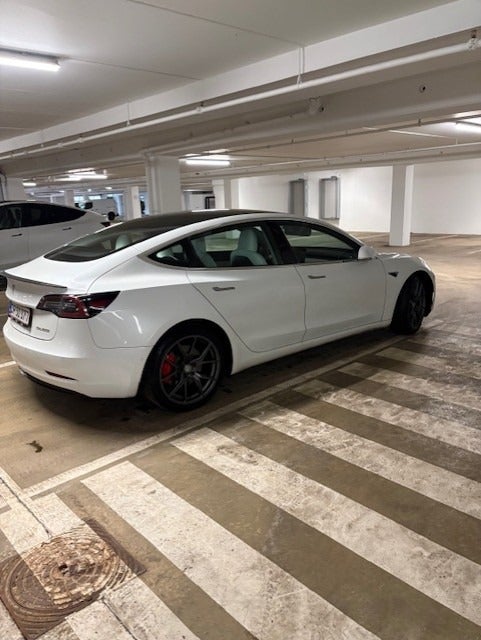 Tesla Model 3 Performance AWD 4d