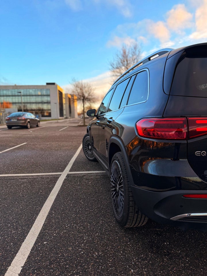Mercedes EQB250+ AMG Line Advance Plus 5d