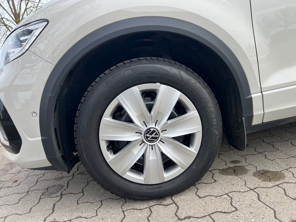 VW T-Roc 1,5 TSi 150 R-line DSG 5d