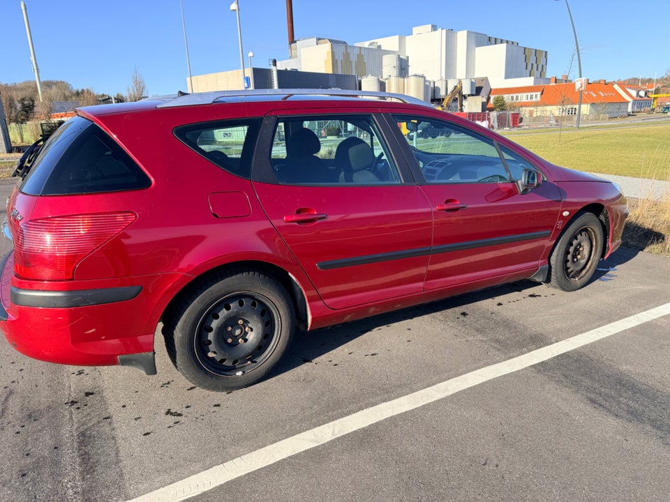 Peugeot 407 1,6 HDi XR SW 5d