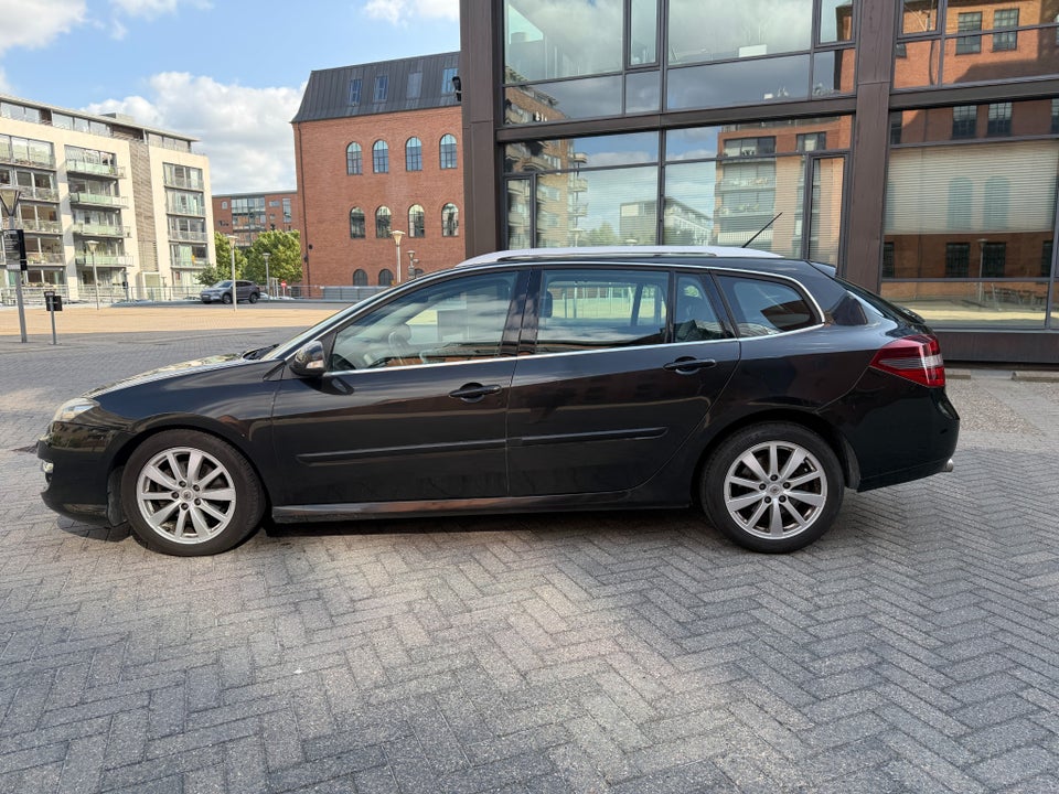 Renault Laguna III 2,0 dCi 150 Exception Sport Tourer 5d