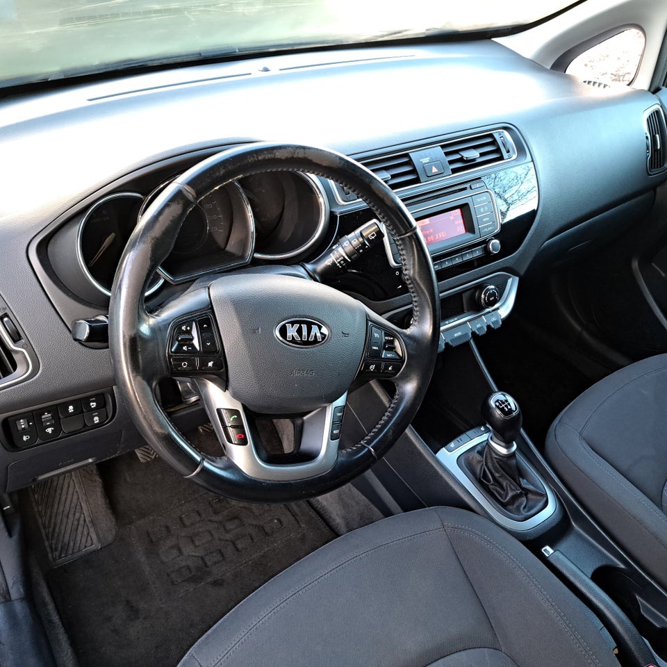 Kia Rio 1,1 CRDi 75 Limited 5d