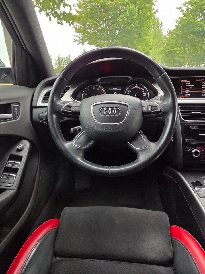 Audi A4 2,0 TFSi 225 S-line Avant quattro S-tr. 5d