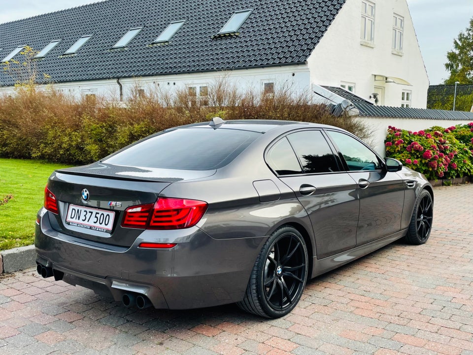 BMW M5 4,4 aut. 4d