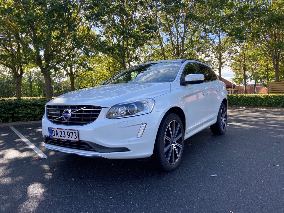 Volvo XC60 2,0 D4 181 Momentum aut. 5d