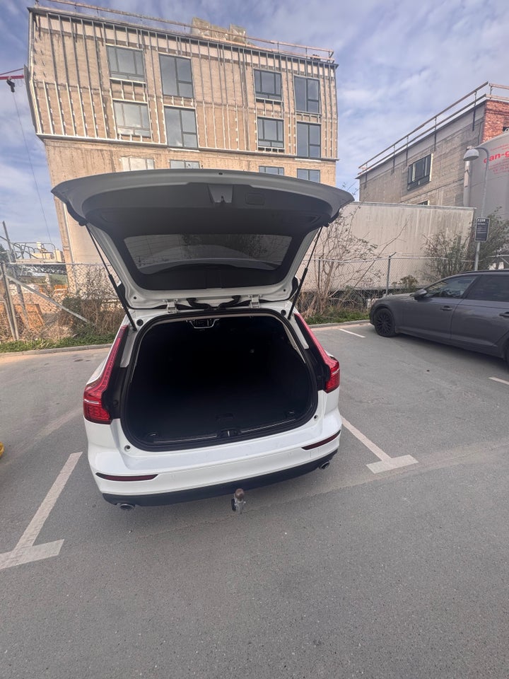 Volvo V60 2,0 D4 190 Momentum aut. 5d