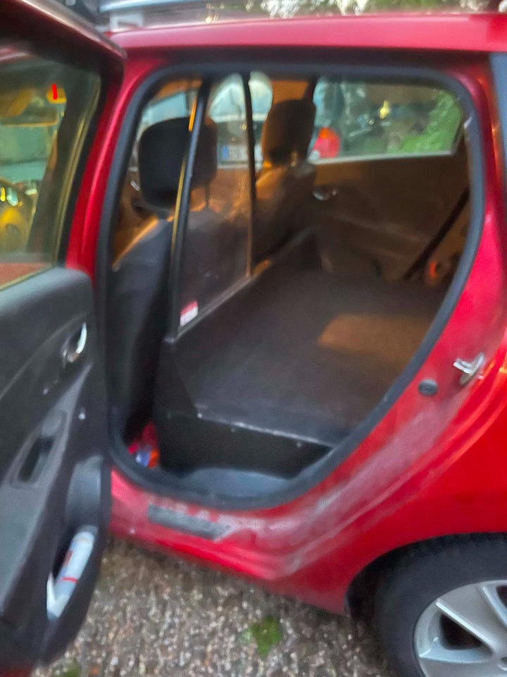 Renault Clio IV 1,5 dCi 90 Dynamique Sport Tourer Van 5d