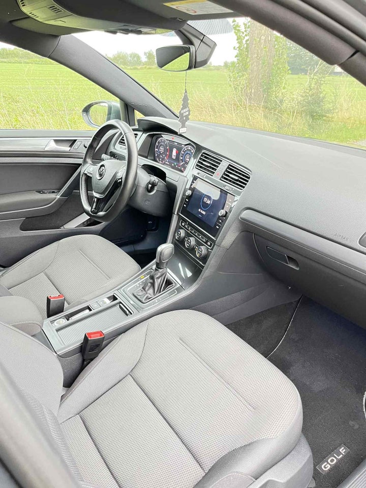 VW Golf VII 1,5 TSi 150 Comfortline DSG 5d