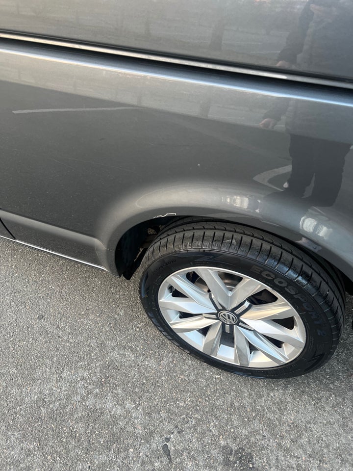 VW Transporter 2,0 TDi 199 Kombi DSG lang