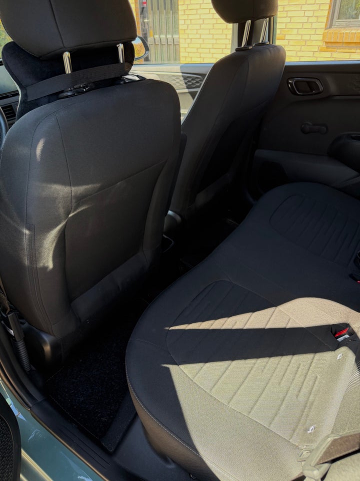 Hyundai i10 1,0 MPi Advanced AMT 5d
