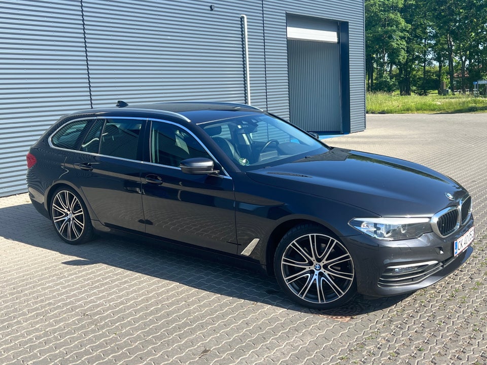 BMW 520d 2,0 Touring Connected aut. 5d