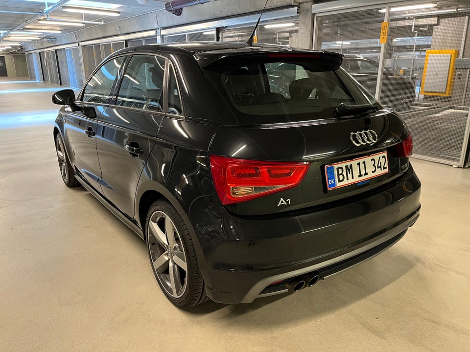 Audi A1 1,4 TFSi 122 Attraction Sportback S-tr. 5d