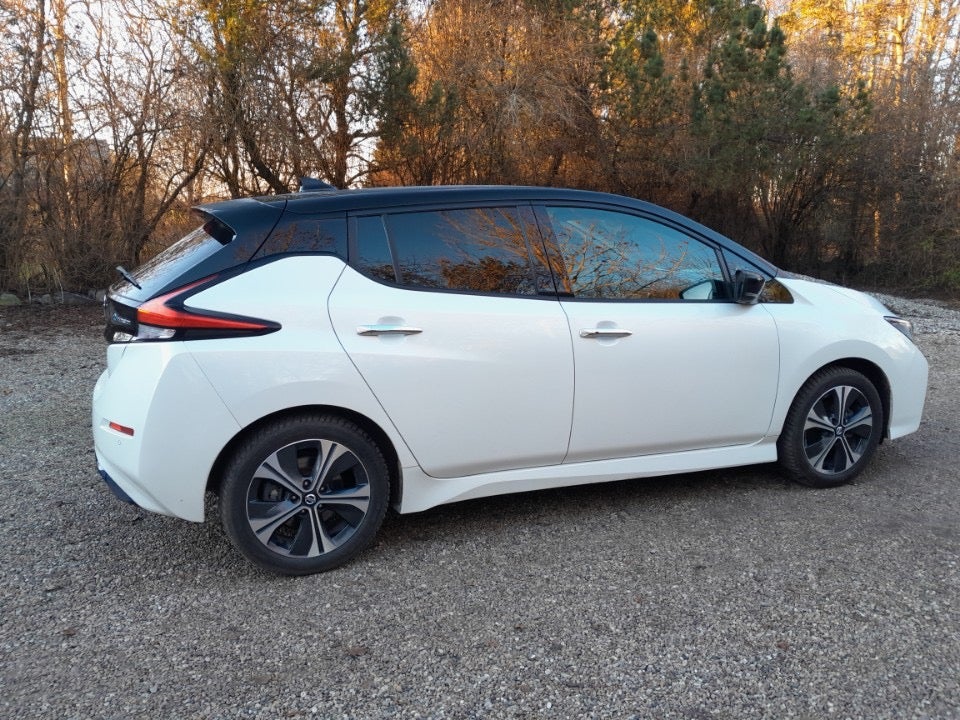 Nissan Leaf 40 N-Connecta 5d
