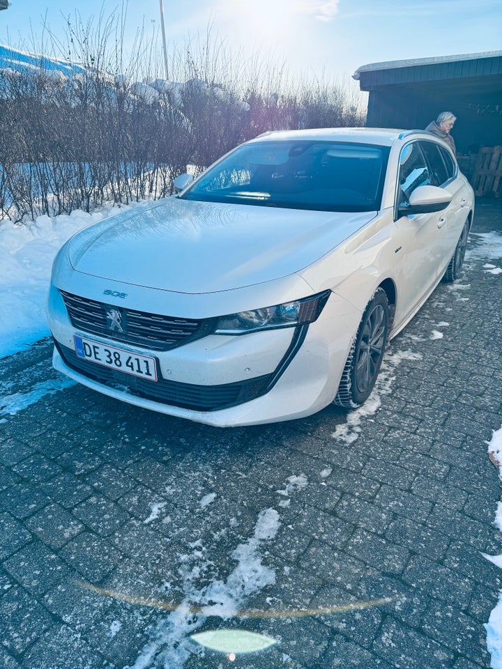 Peugeot 508 1,6 Hybrid Allure Pack SW EAT8 5d