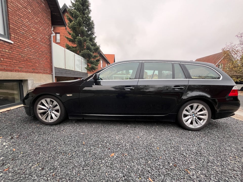 BMW 523i 2,5 Touring aut. 5d
