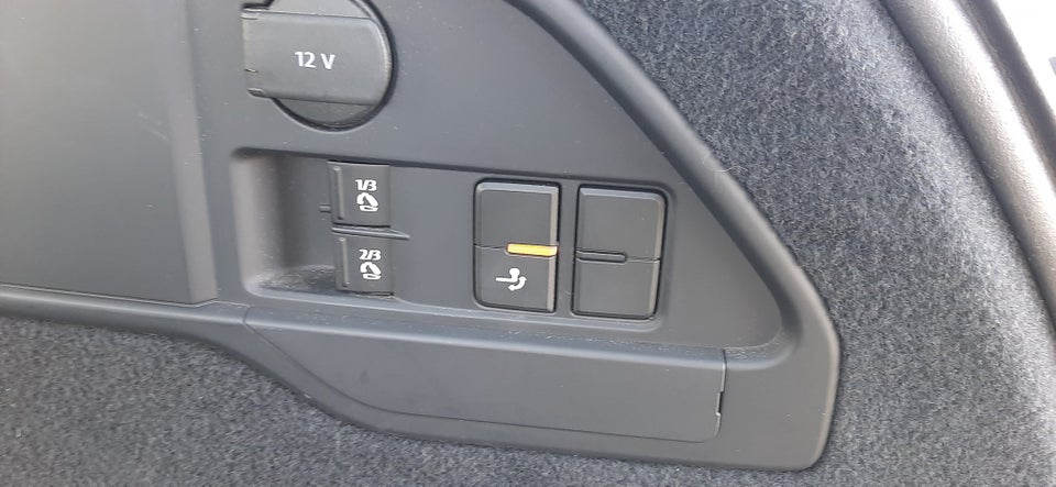 VW Touareg 3,0 V6 TDi 204 Tiptr. 4Motion Van 5d