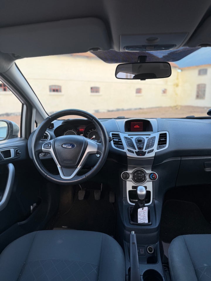 Ford Fiesta 1,25 60 Titanium 5d