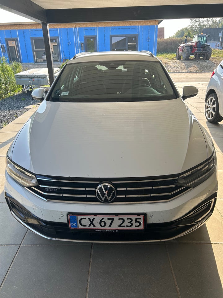 VW Passat 1,4 GTE+ Pro DSG 4d