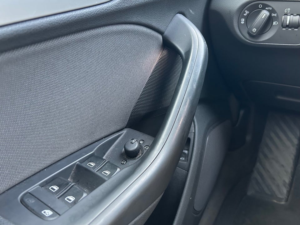 Audi Q3 1,4 TFSi 150 S-tr. 5d