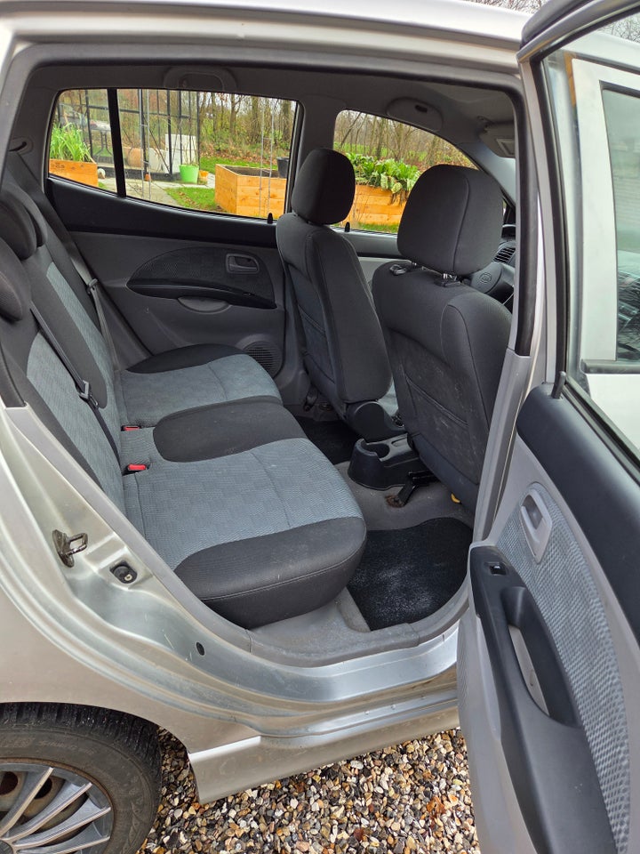 Kia Picanto 1,1 EX 5d