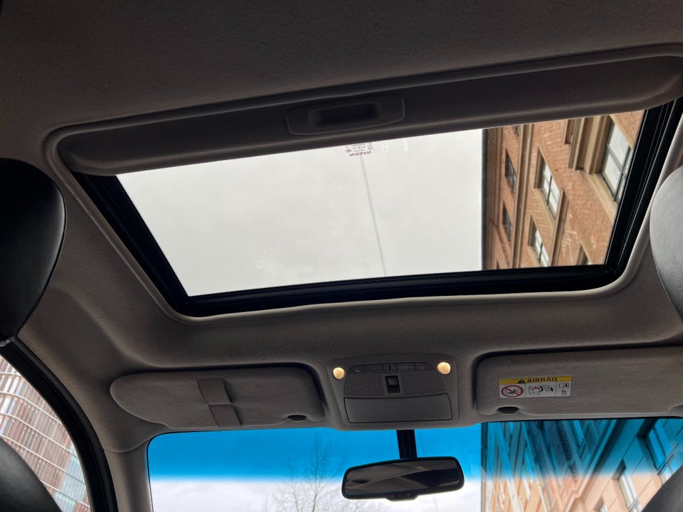 Nissan Navara 2,3 dCi 190 Db.Kab N-Connecta aut. 4d