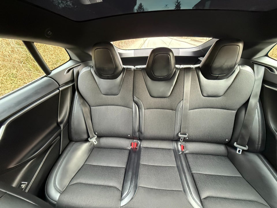 Tesla Model S 75 5d