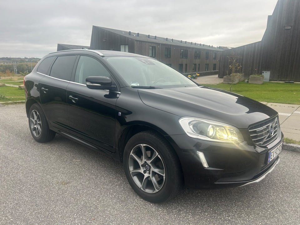 Volvo XC60 2,4 D4 190 Ocean Race aut. AWD 5d